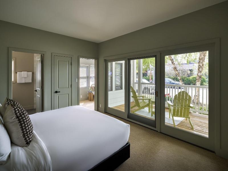 The Neighborhood Hotel New Buffalo image