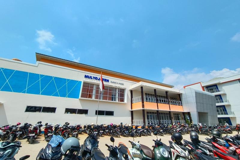 Mulyojaten Hotel & Resto By Zuzu image