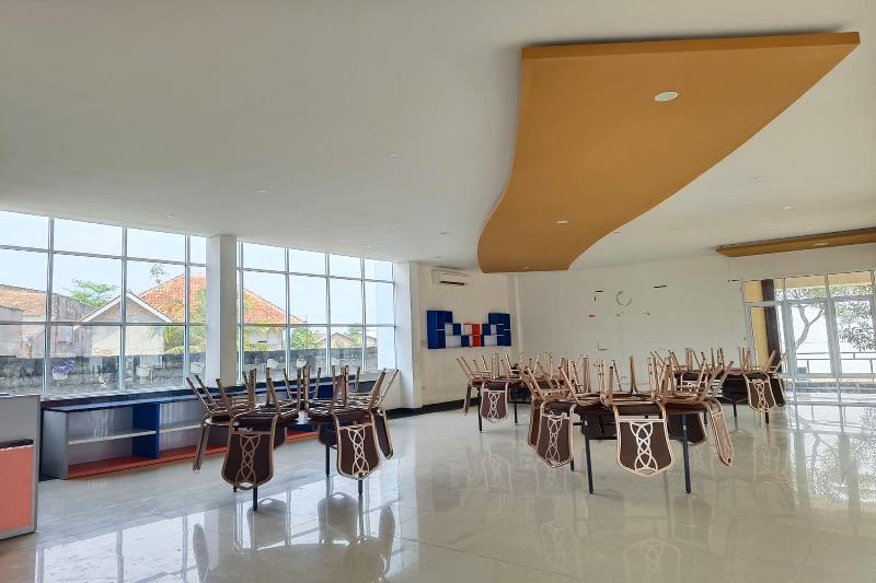 Mulyojaten Hotel & Resto By Zuzu image