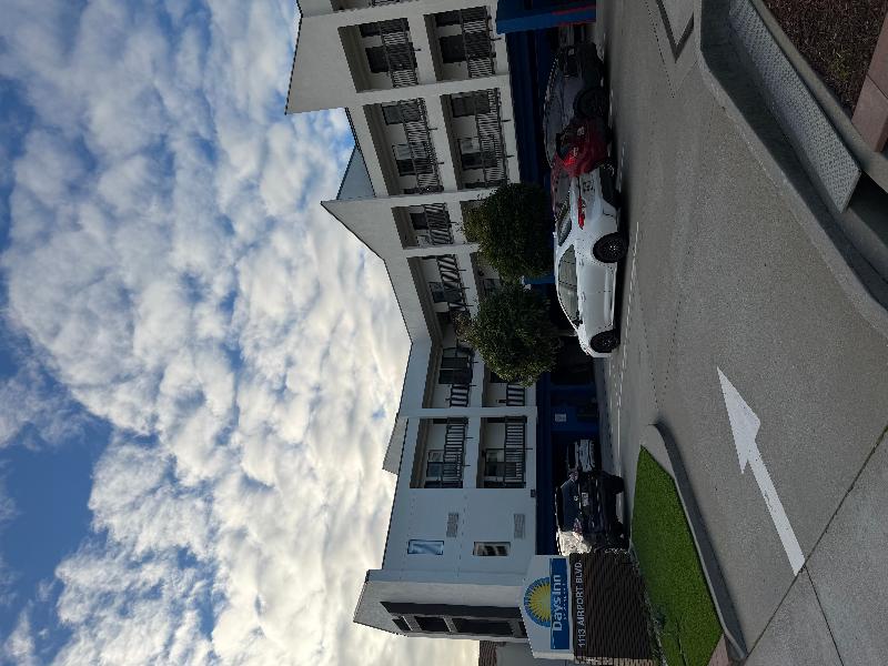 Days Inn by Wyndham San Francisco South