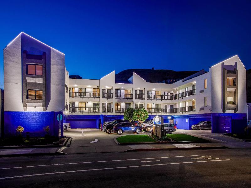 Days Inn by Wyndham San Francisco South image