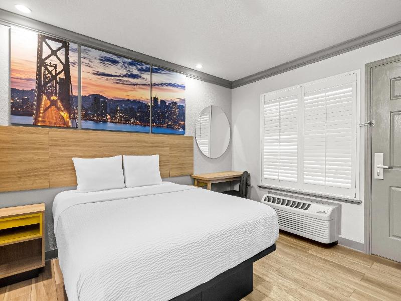 Days Inn by Wyndham San Francisco South image