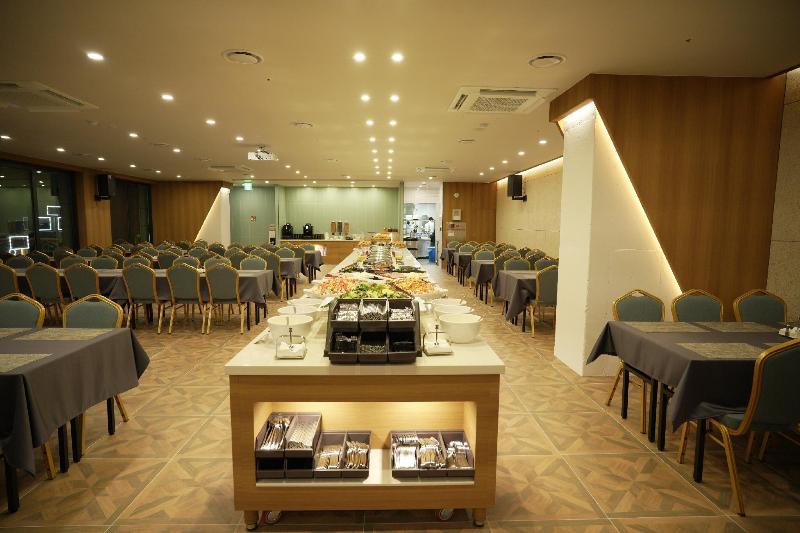 Hotel Air City Jeju image