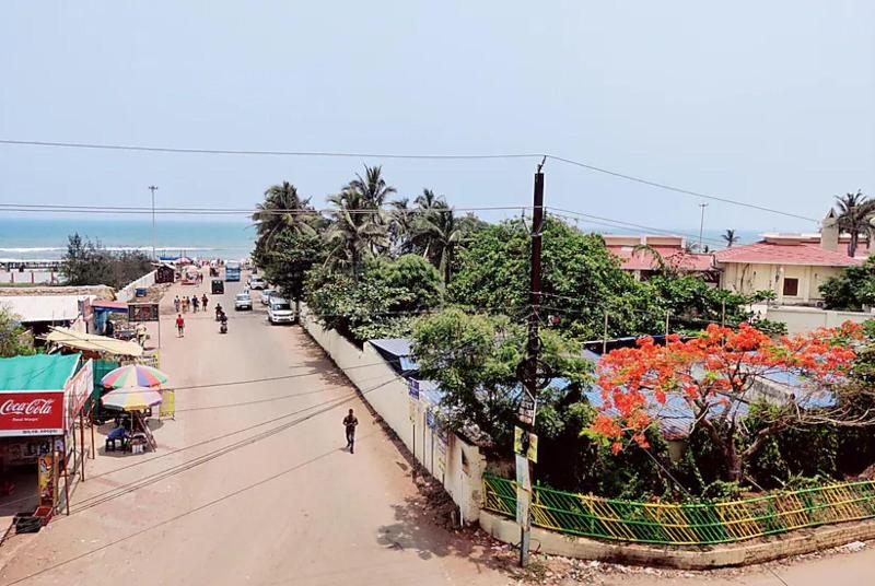 Goroomgo Deep Ganga Inn Puri image
