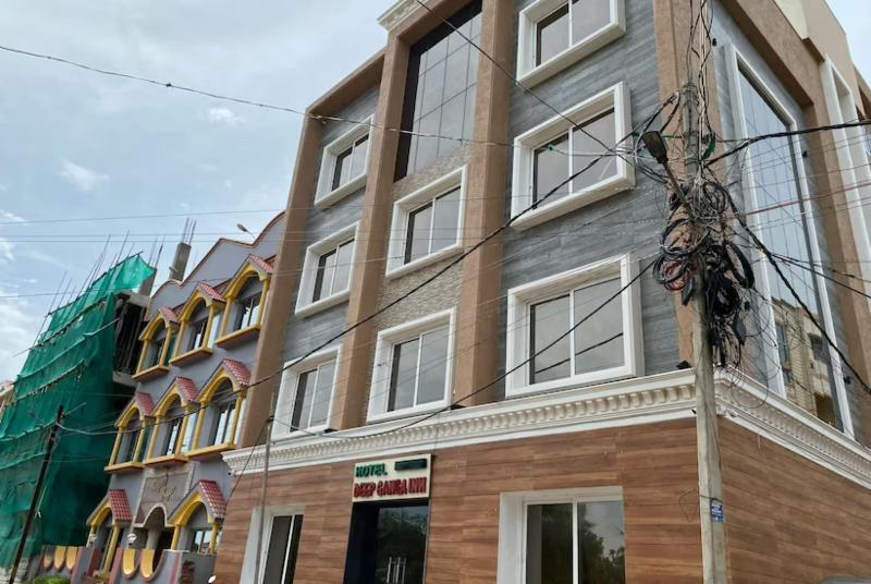 Goroomgo Deep Ganga Inn Puri image