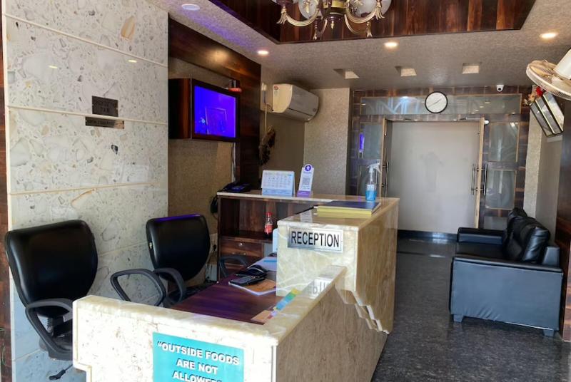 Goroomgo Deep Ganga Inn Puri image