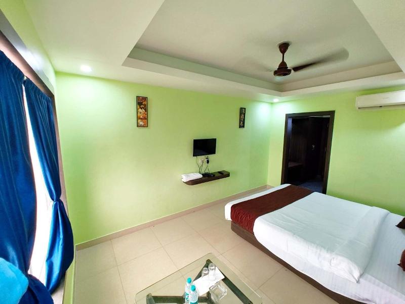 Goroomgo Deep Ganga Inn Puri image