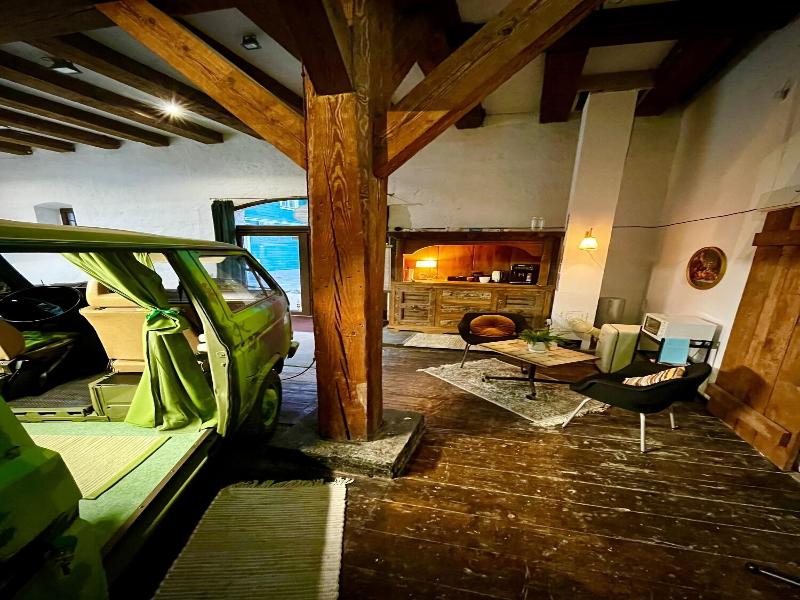 Urban Van Glamping Riga image