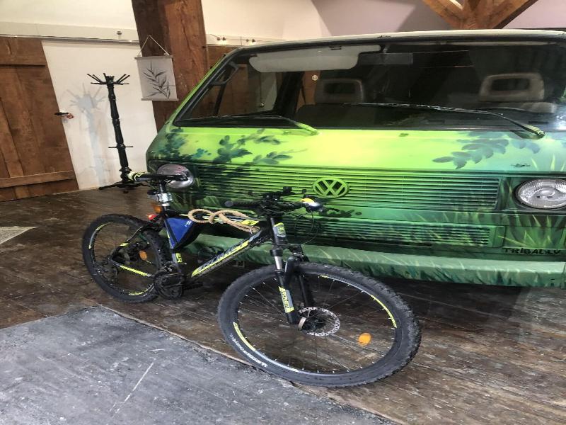 Urban Van Glamping Riga image
