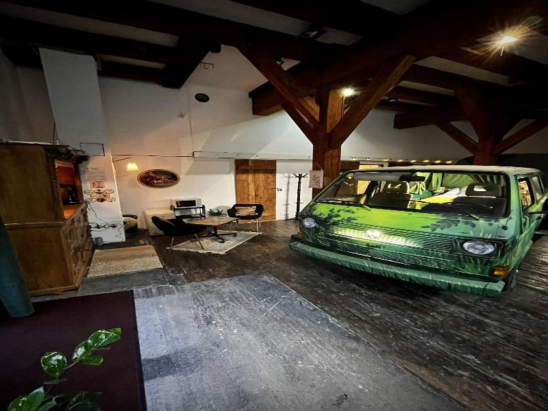 Urban Van Glamping Riga image