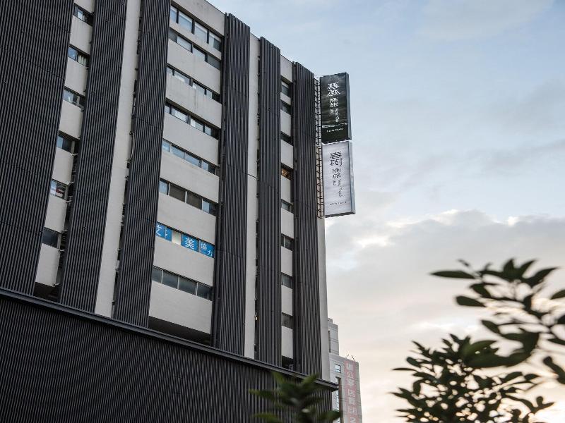 Spring S Rhapsody Hotel image