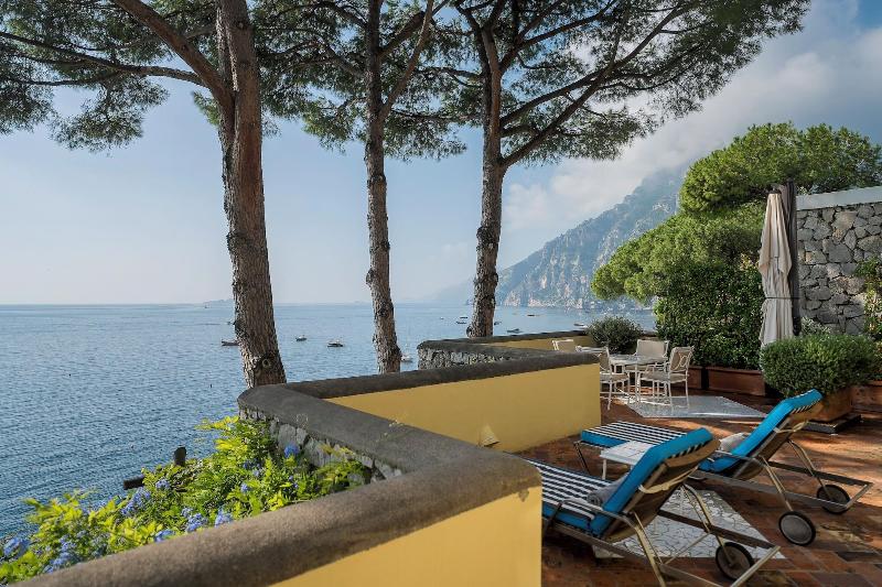 Villa Treville image