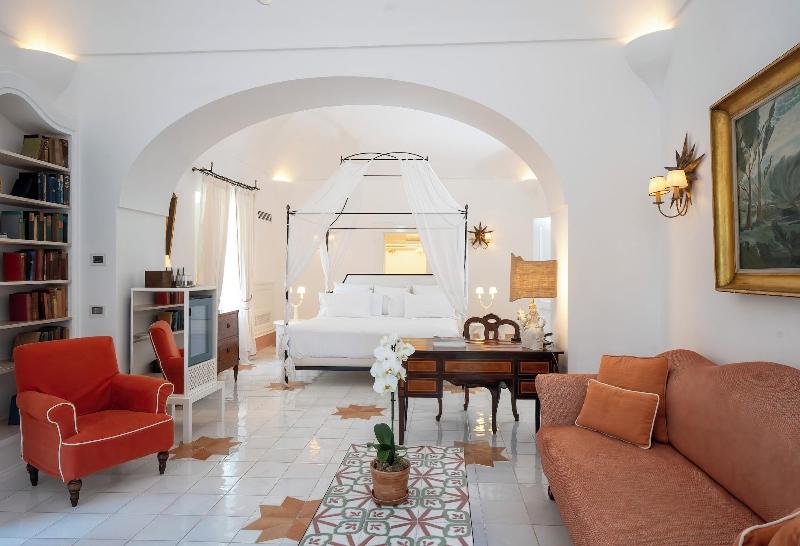 Villa Treville image