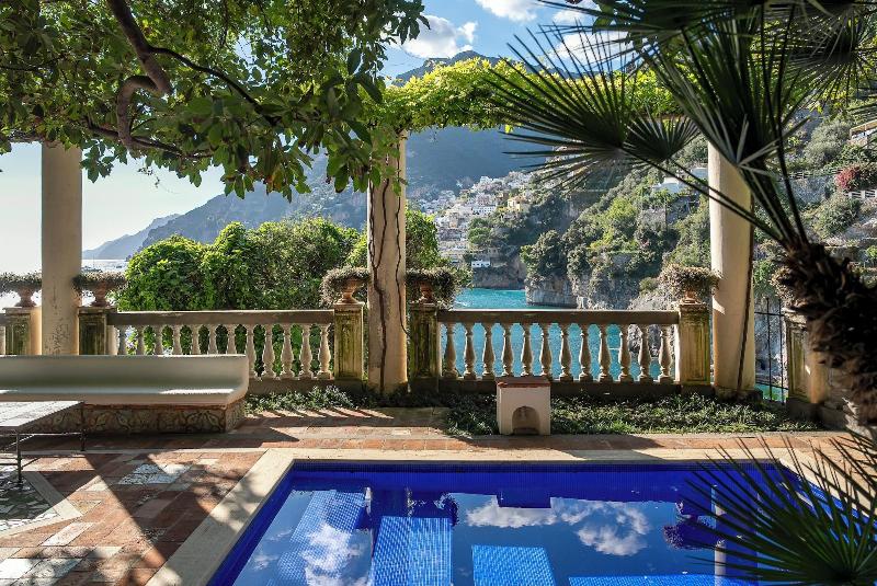 Villa Treville image