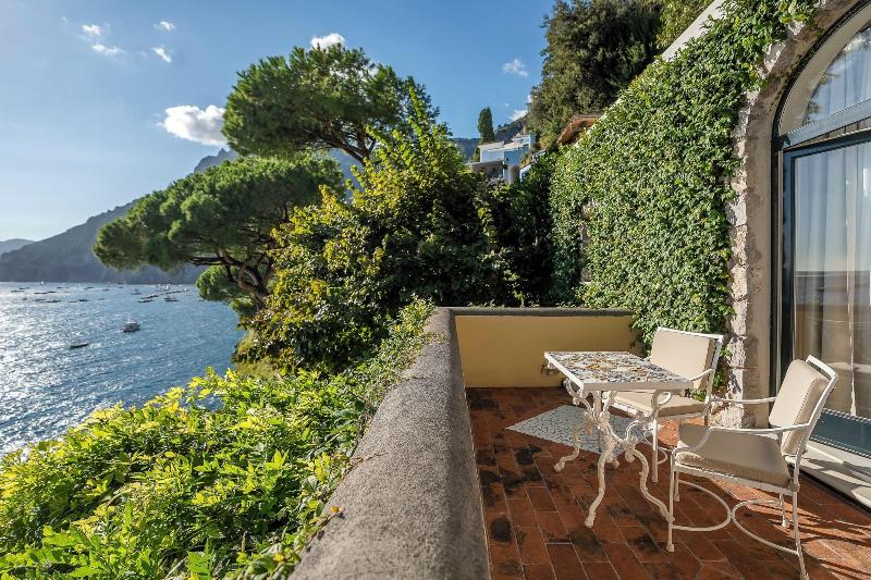 Villa Treville image