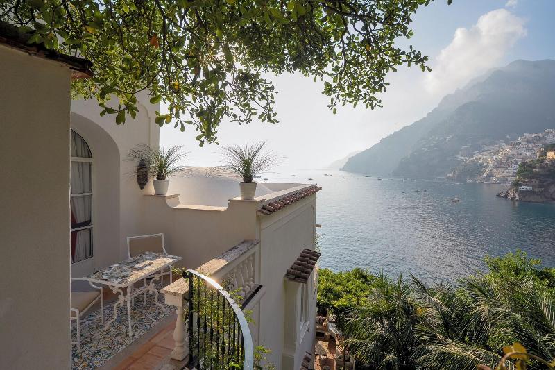 Villa Treville image