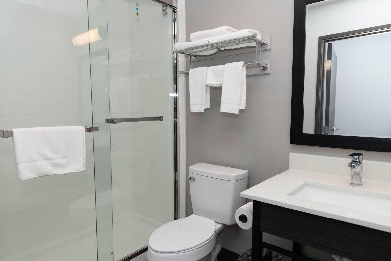 Motel 6 Fort Worth Tx Lake Worth image