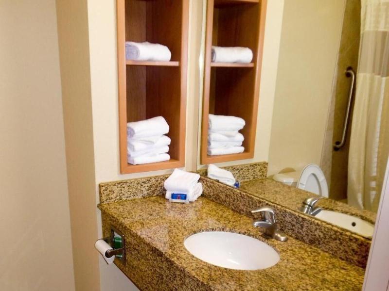 Motel 6 Fort Worth Tx Lake Worth image