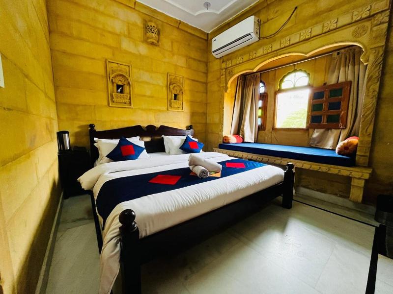 Golden Marigold Hotel image