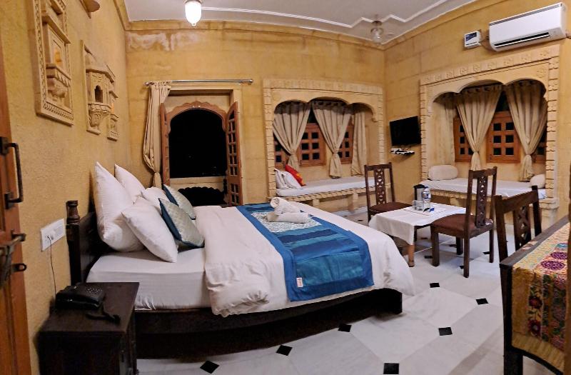 Golden Marigold Hotel image