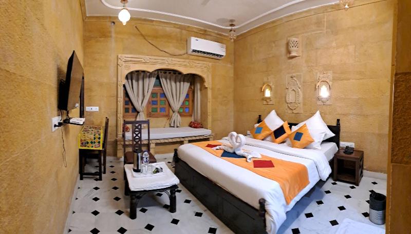 Golden Marigold Hotel image