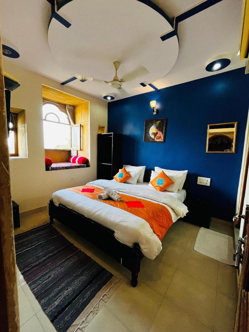 Golden Marigold Hotel image