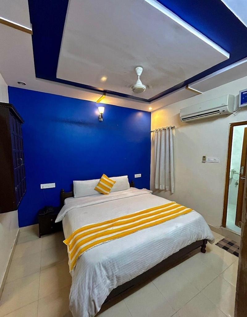 Golden Marigold Hotel image