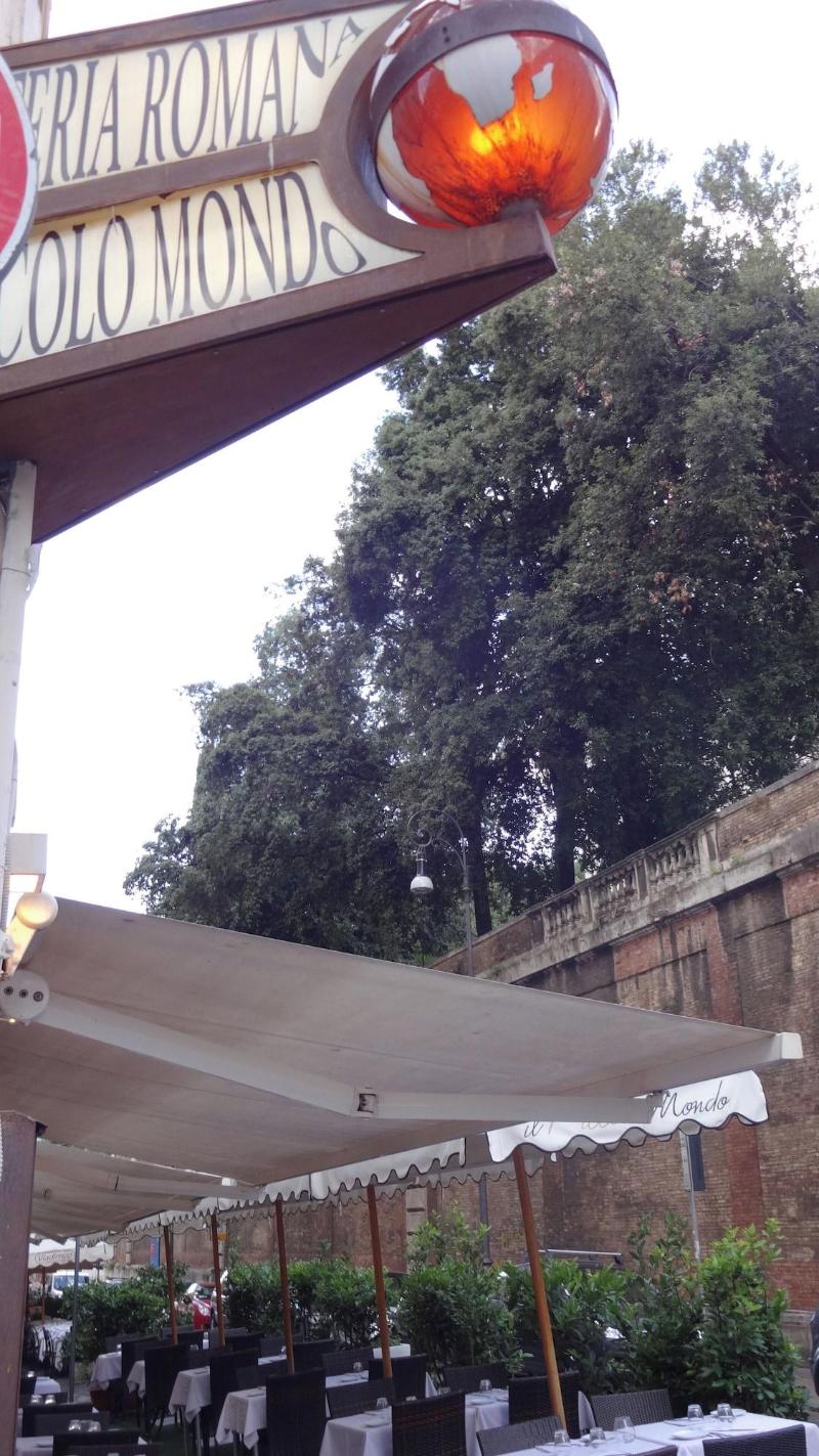 Lux Suites In Roma image