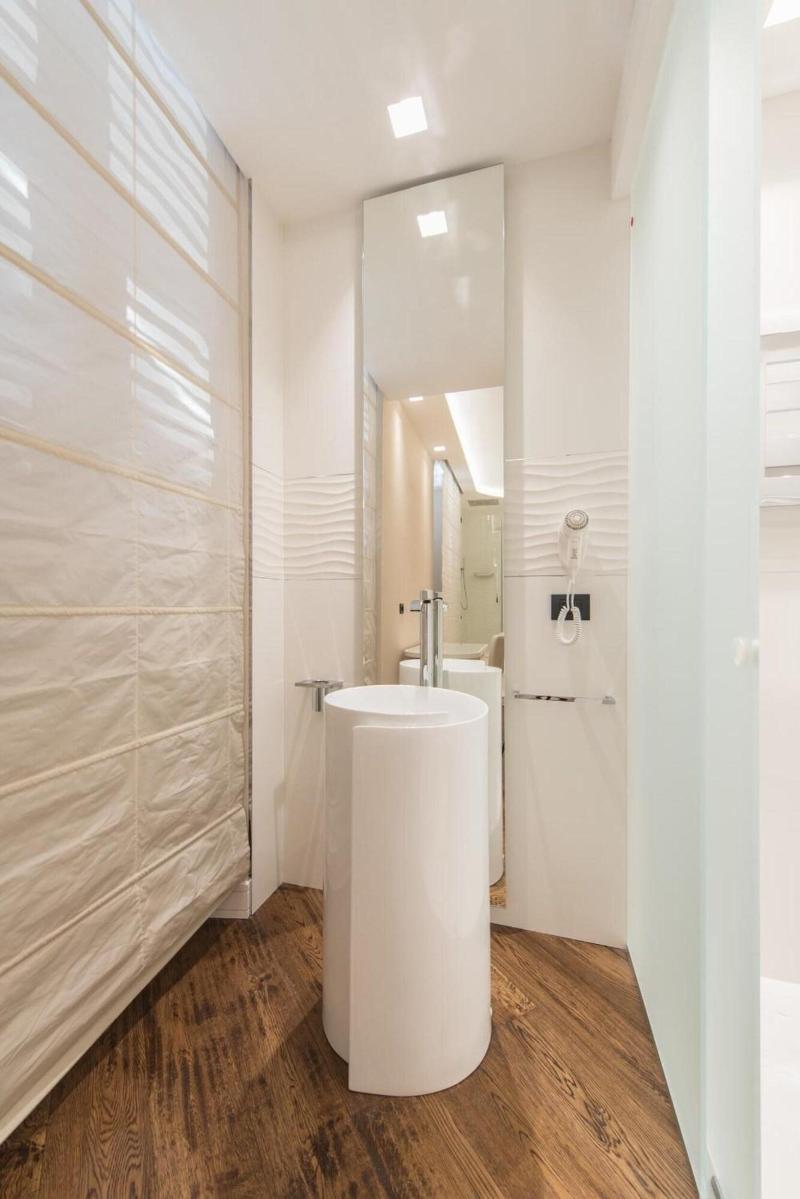 Lux Suites In Roma image