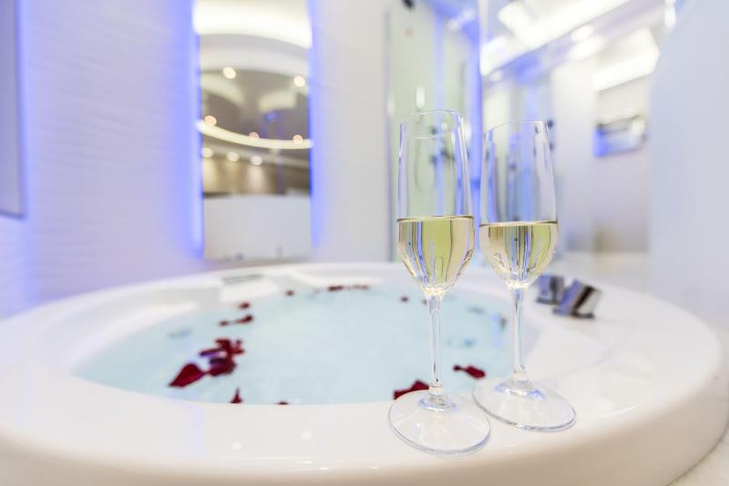 Lux Suites In Roma image