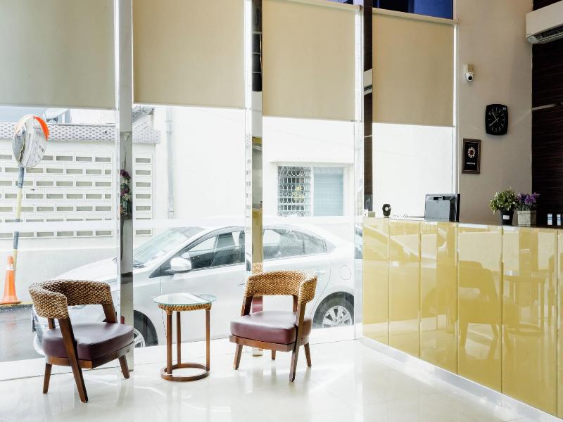 Pp Hotel By Moxy image