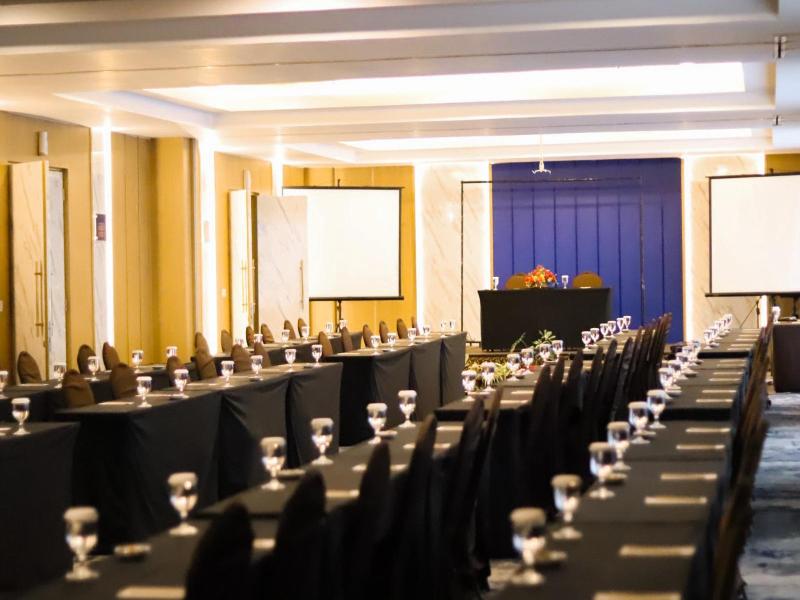 Luxury Malioboro Hotel image