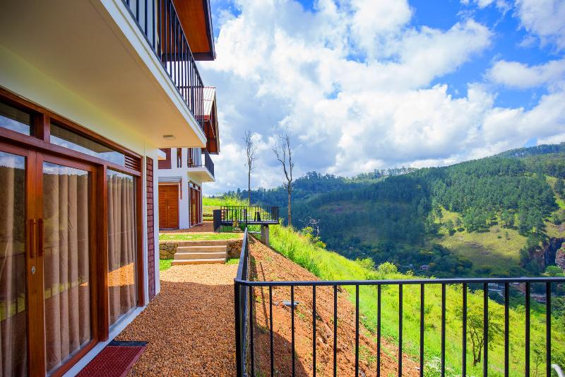 Dowa Elegance Resort image