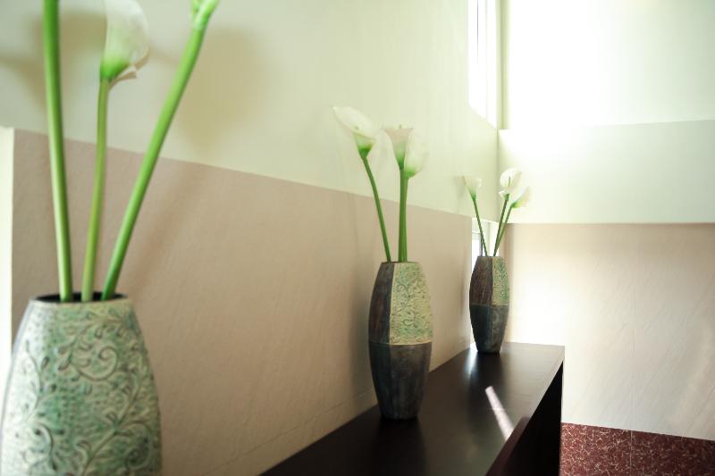 Casablanca Suites Near Airport image