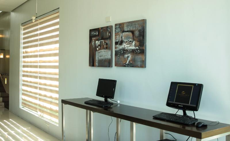 Casablanca Suites Near Airport image