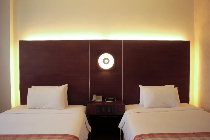 Casablanca Suites Near Airport image