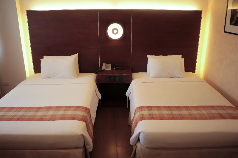 Casablanca Suites Near Airport image