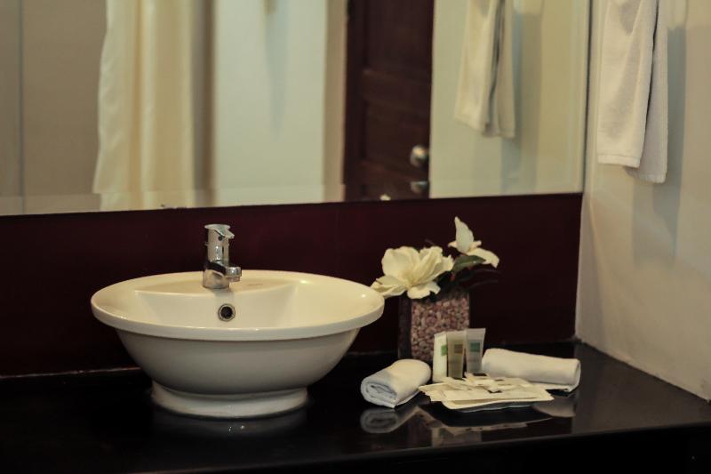 Casablanca Suites Near Airport image