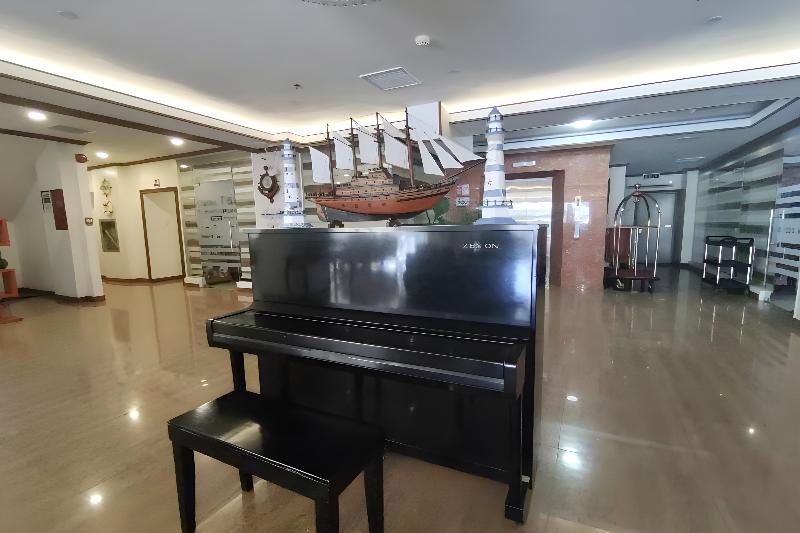Ferrymar Hotel image