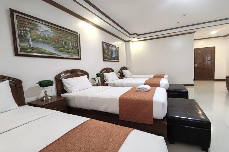 Ferrymar Hotel image