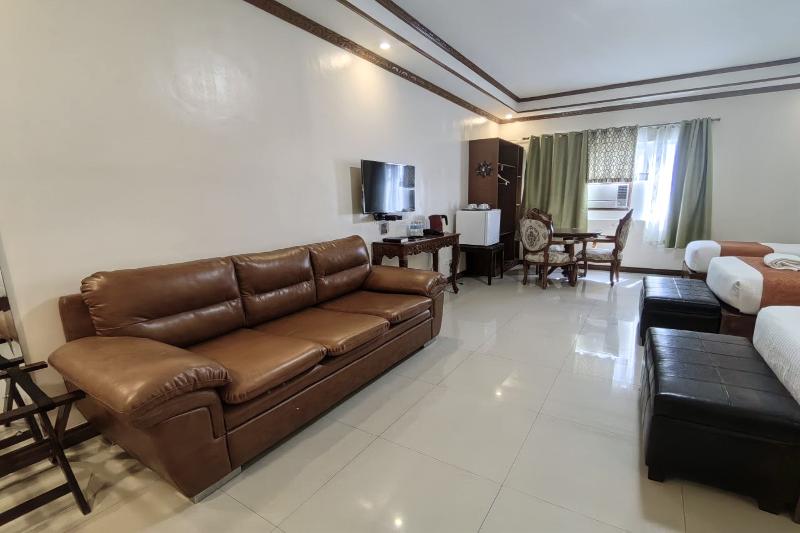 Ferrymar Hotel image