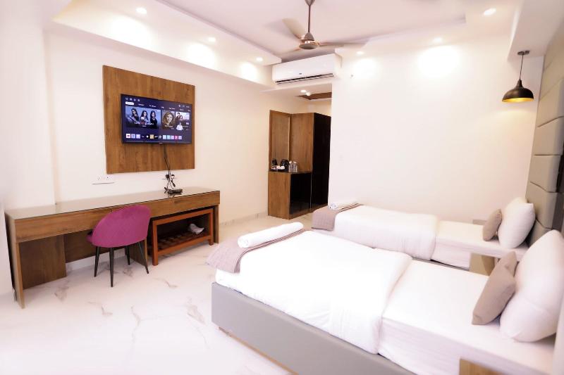 Pk Boutique Hotel image
