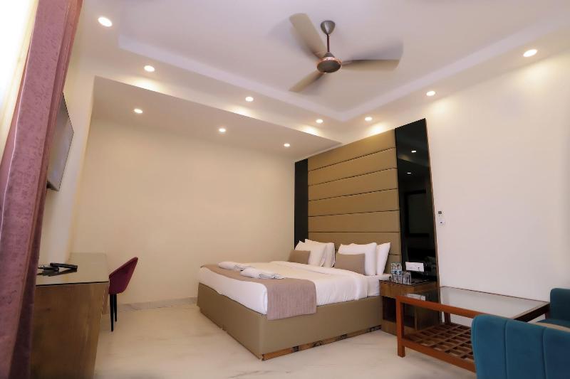 Pk Boutique Hotel image