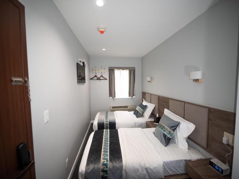 Flushing Garden Hotel image