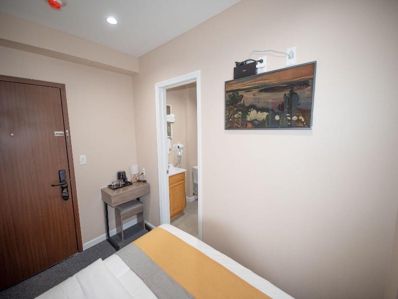 Flushing Garden Hotel image