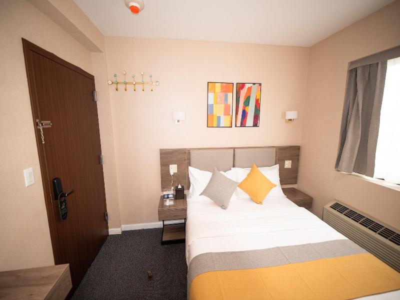 Flushing Garden Hotel image