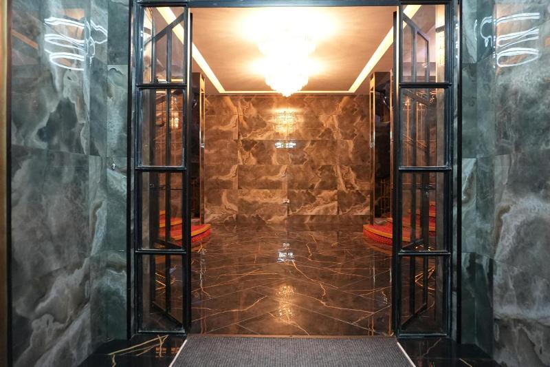 Arundell Hotel image