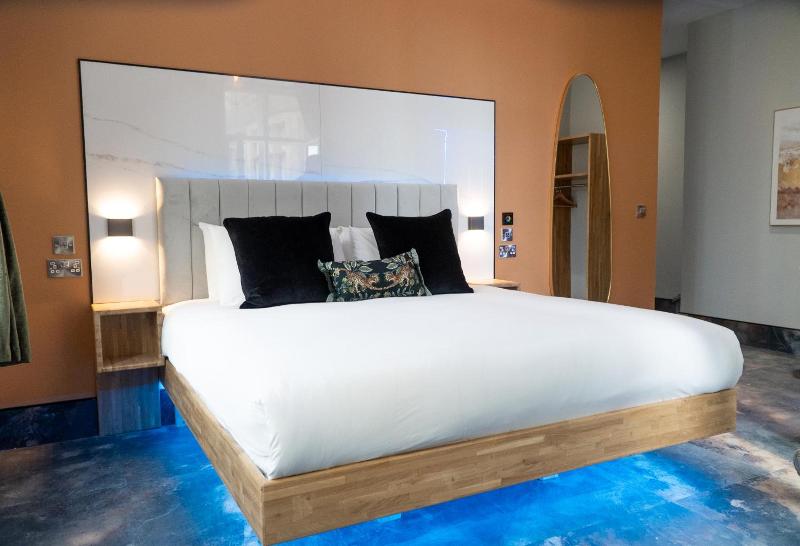 Arundell Hotel image