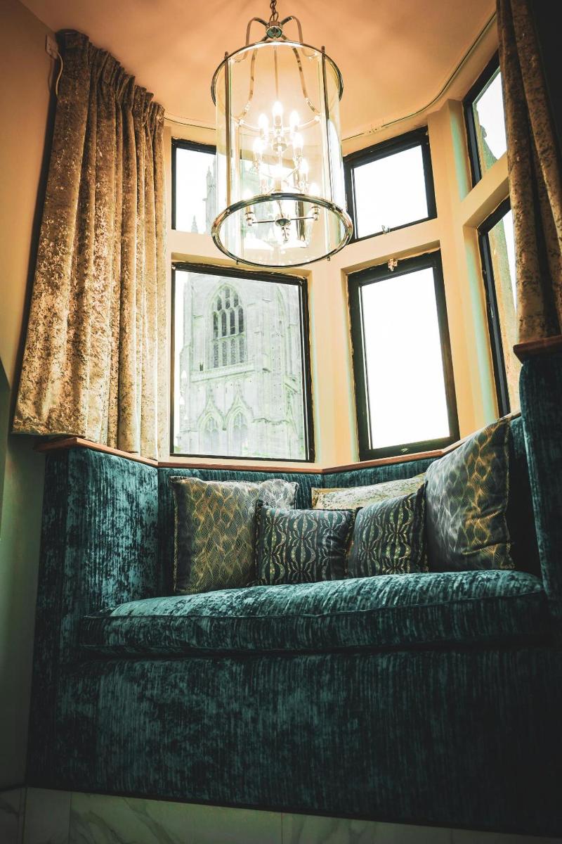 Arundell Hotel image
