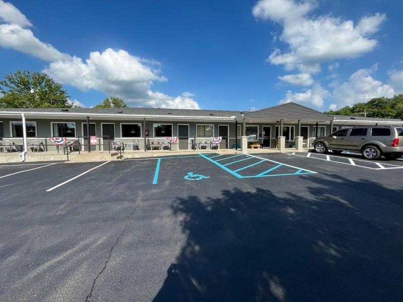 Valley Inn And Suites